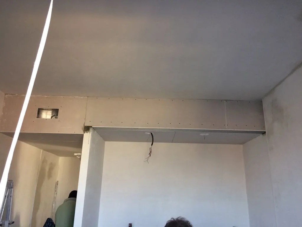 Cantiere e processo, Provincia di Milano: Cabina armadio con faretti incassati