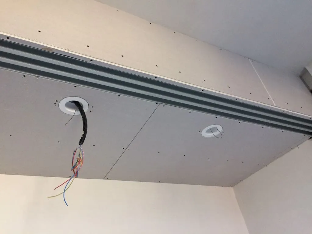 Appartamento viale Jenner, Milano, Milano: Chiusura cabina armadio con cartongesso