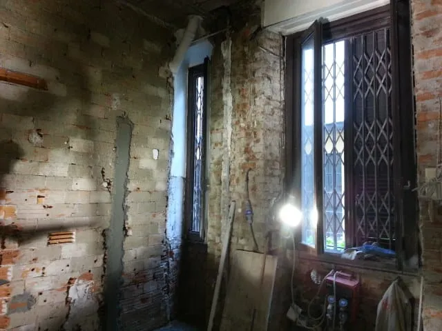 Ristrutturazione appartamento, Milano, Milano: Formazione intonaci