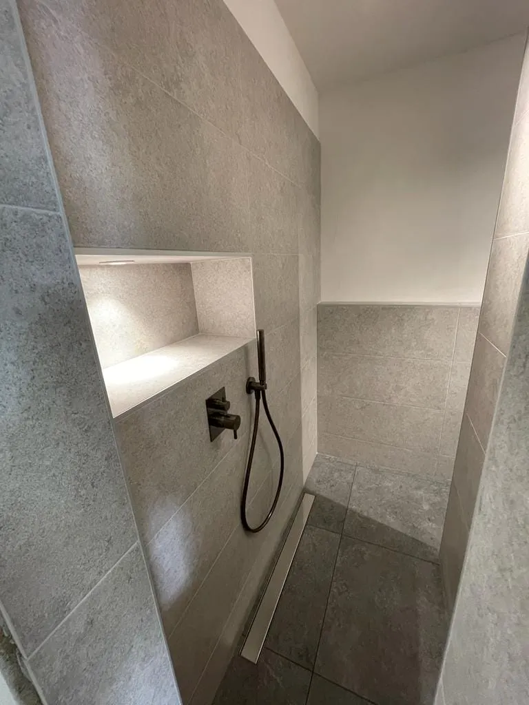 Bagno con opere in muratura, foto 3