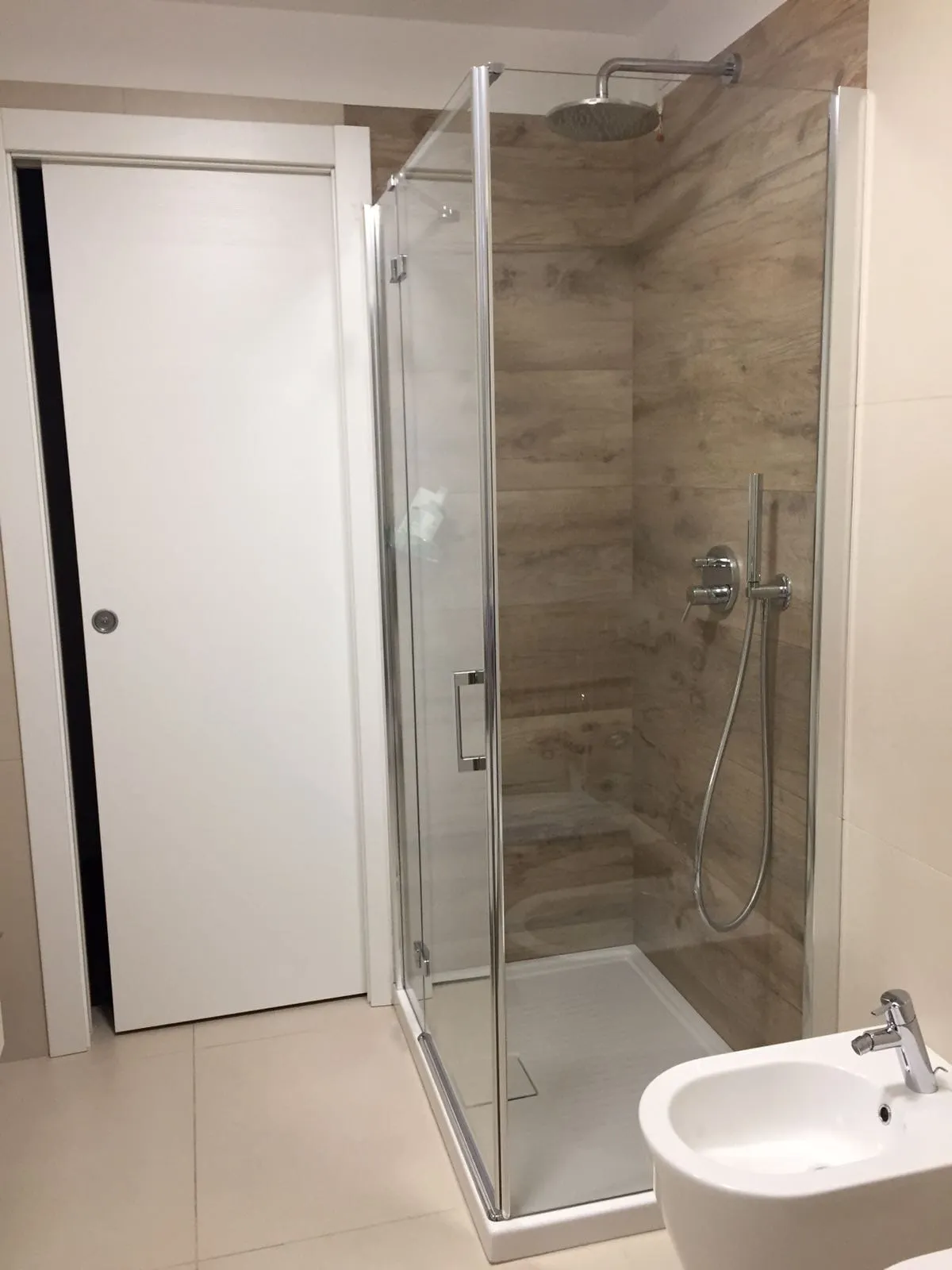 Bagno e lavanderia, foto 2