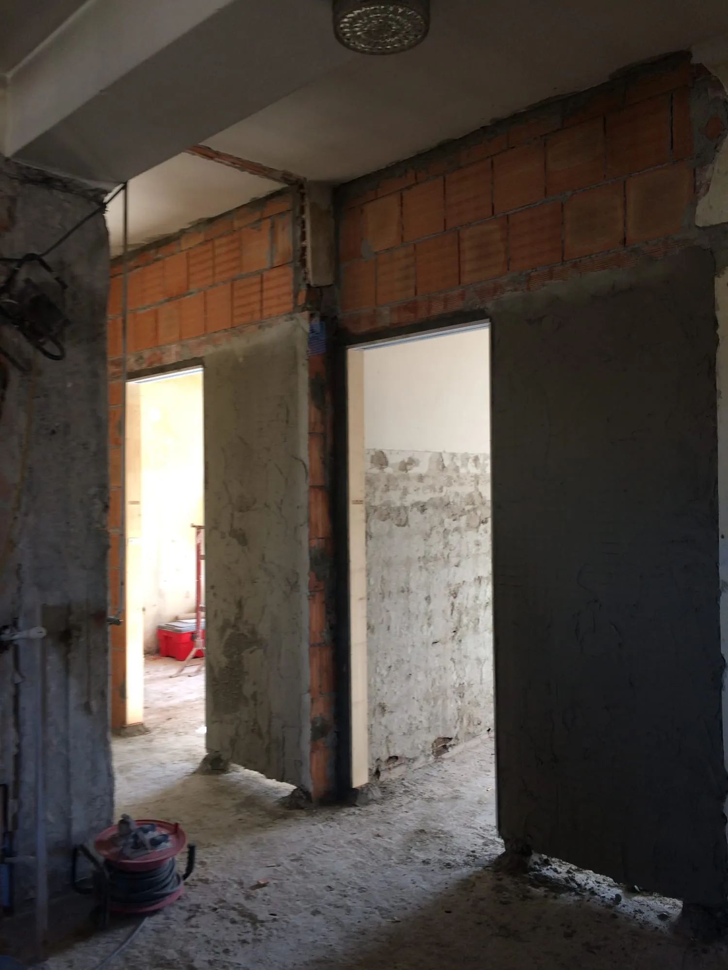 Appartamento viale Jenner, Milano, Milano: Formazione divisori interni