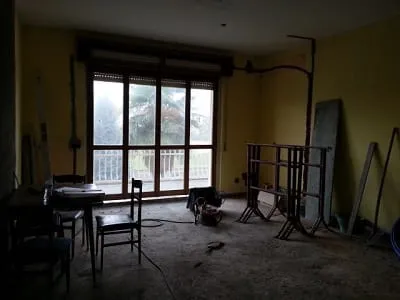 Soggiorno, prima dell'intervento